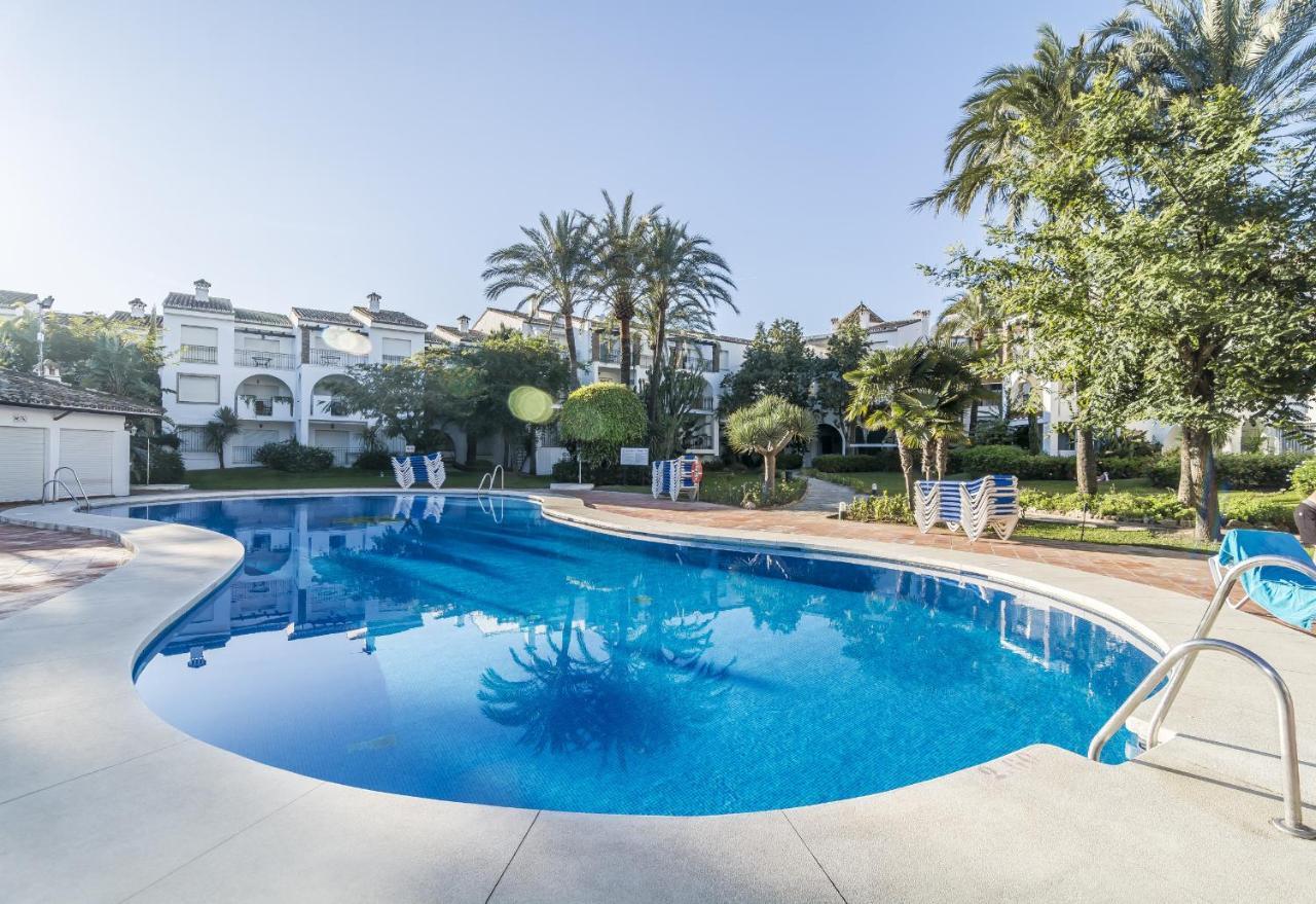 Hb - Comfortable Beachfront Holiday Apartment إِستيبونا المظهر الخارجي الصورة