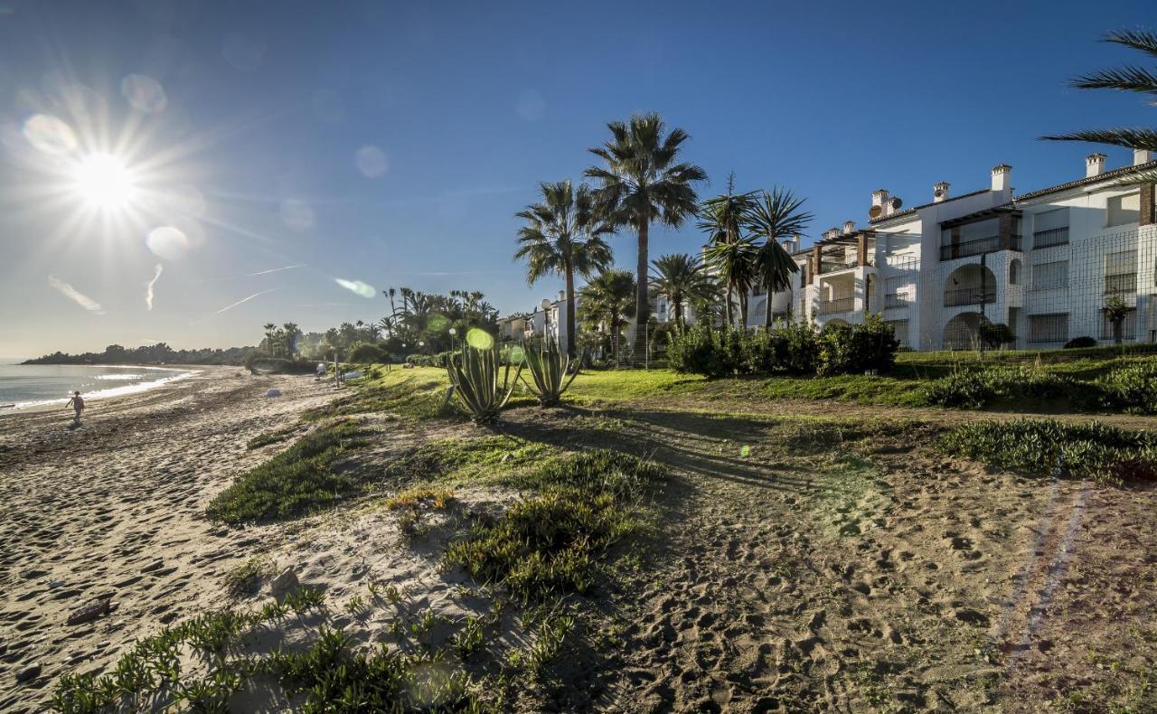 Hb - Comfortable Beachfront Holiday Apartment إِستيبونا المظهر الخارجي الصورة